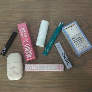 MYSTERY!! SKINCARE AND MAKEUP!! ✨💗